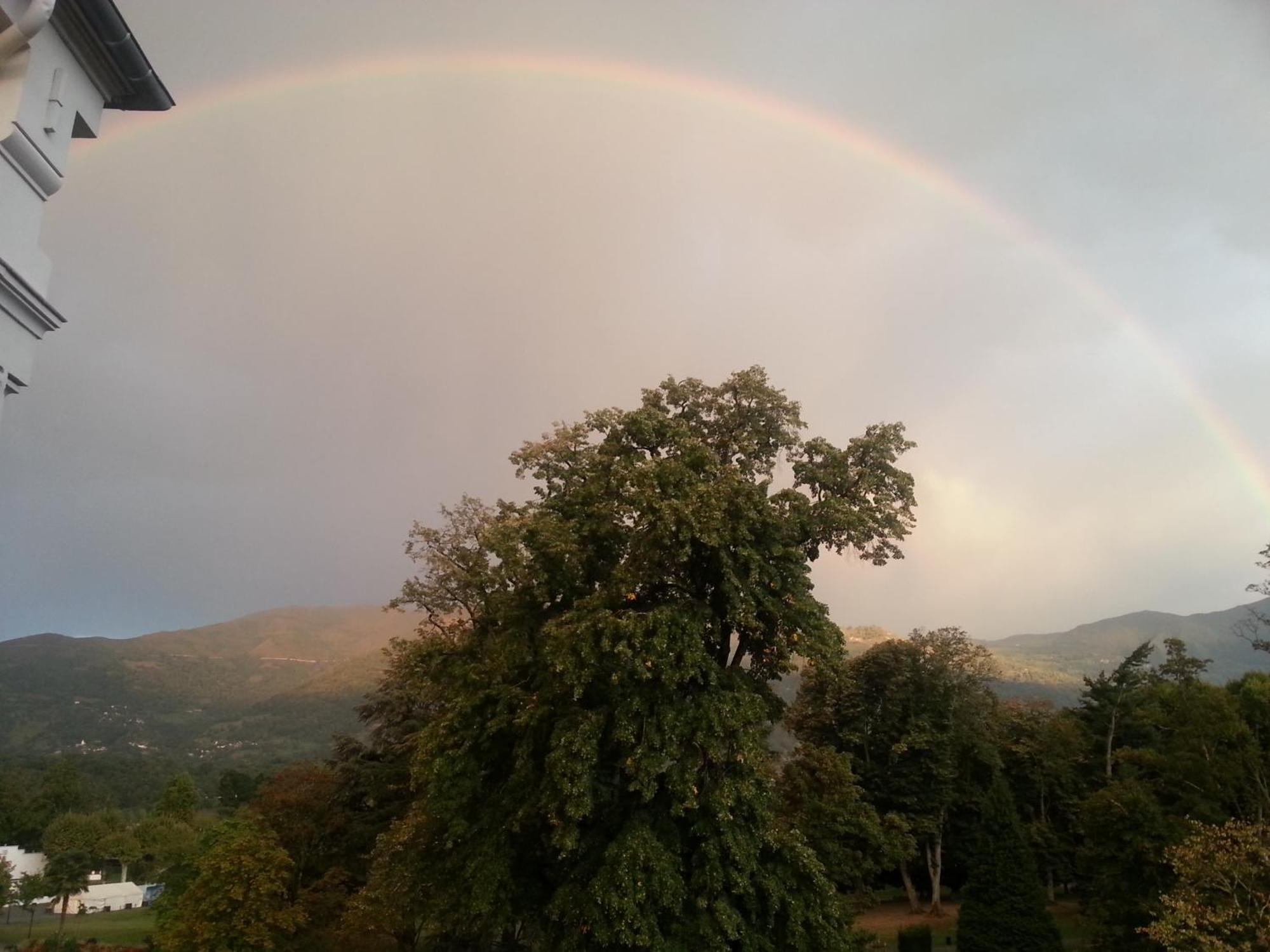 Le Balcon Du Parc, Entre Lourdes Et Gavarnie Argeles-Gazost Luaran gambar